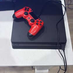Ps4 With Controller 