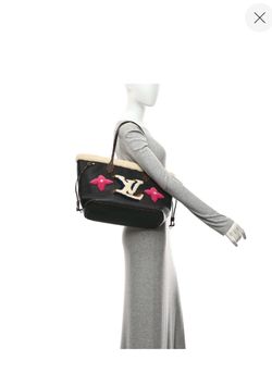 Louis Vuitton Neverfull MM Teddy Monogram Shearling Limited Edition Tote Bag