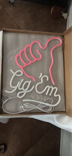 Gig 'Em Aggies LED Neon Sign