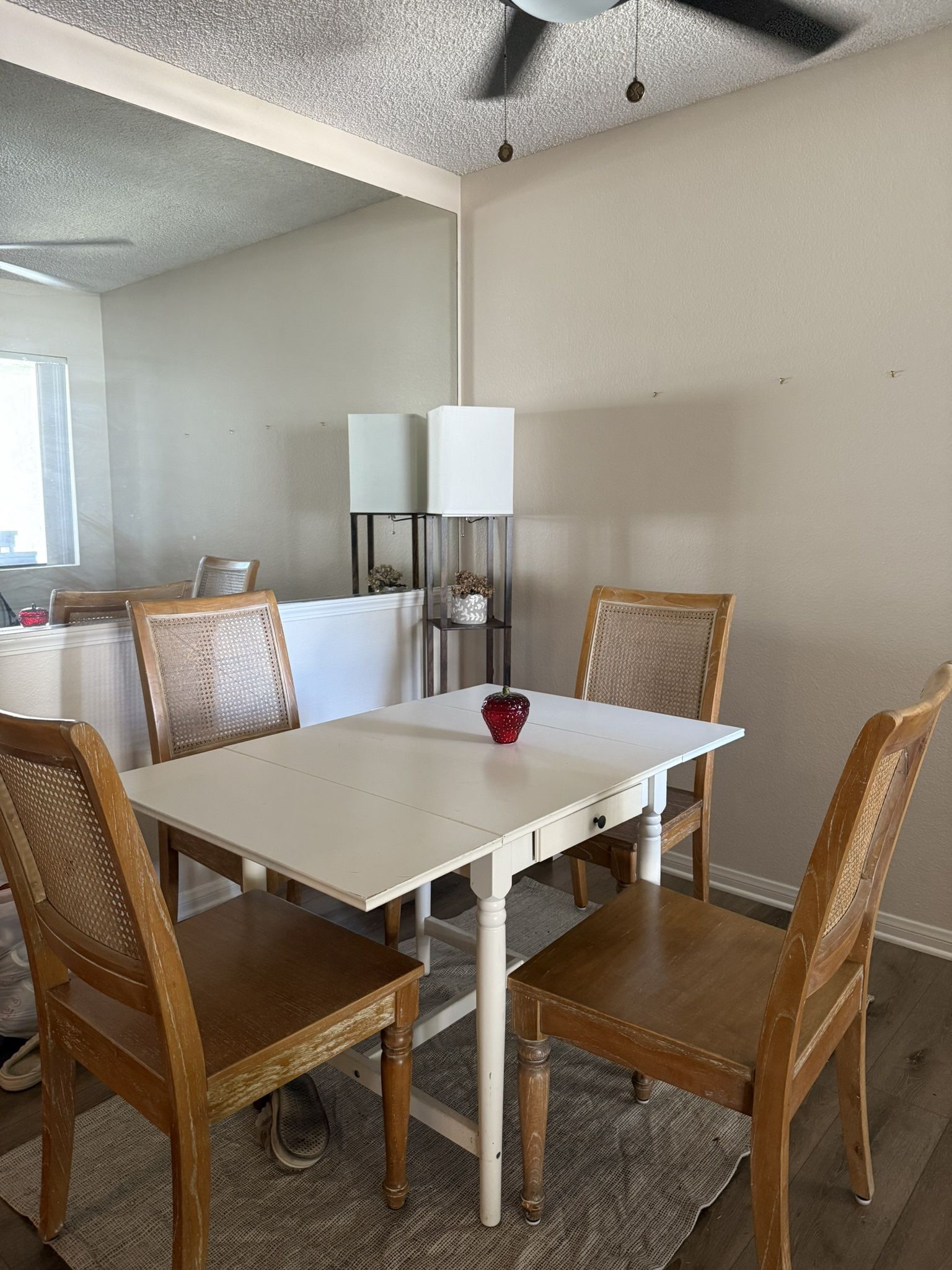 White Extendable Dining Table/ Deak