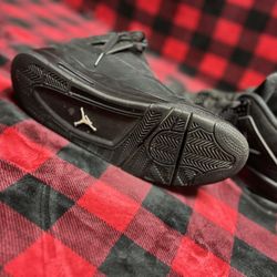 Jordan 4 Black Cats 