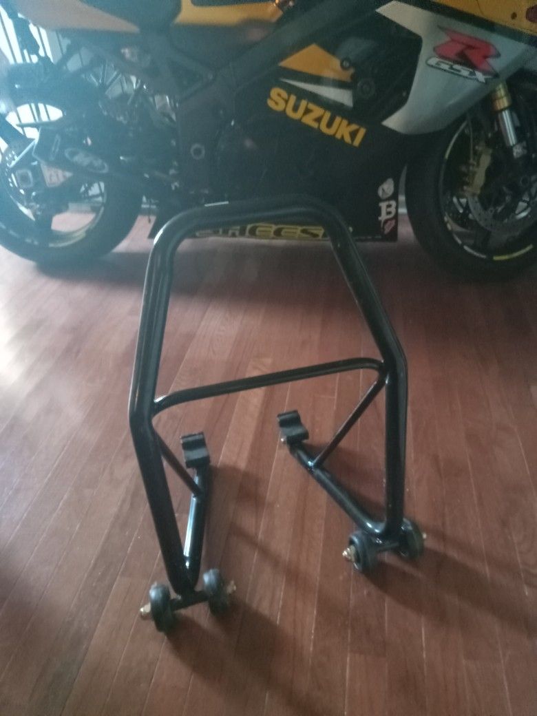 NICE BIKE STAND