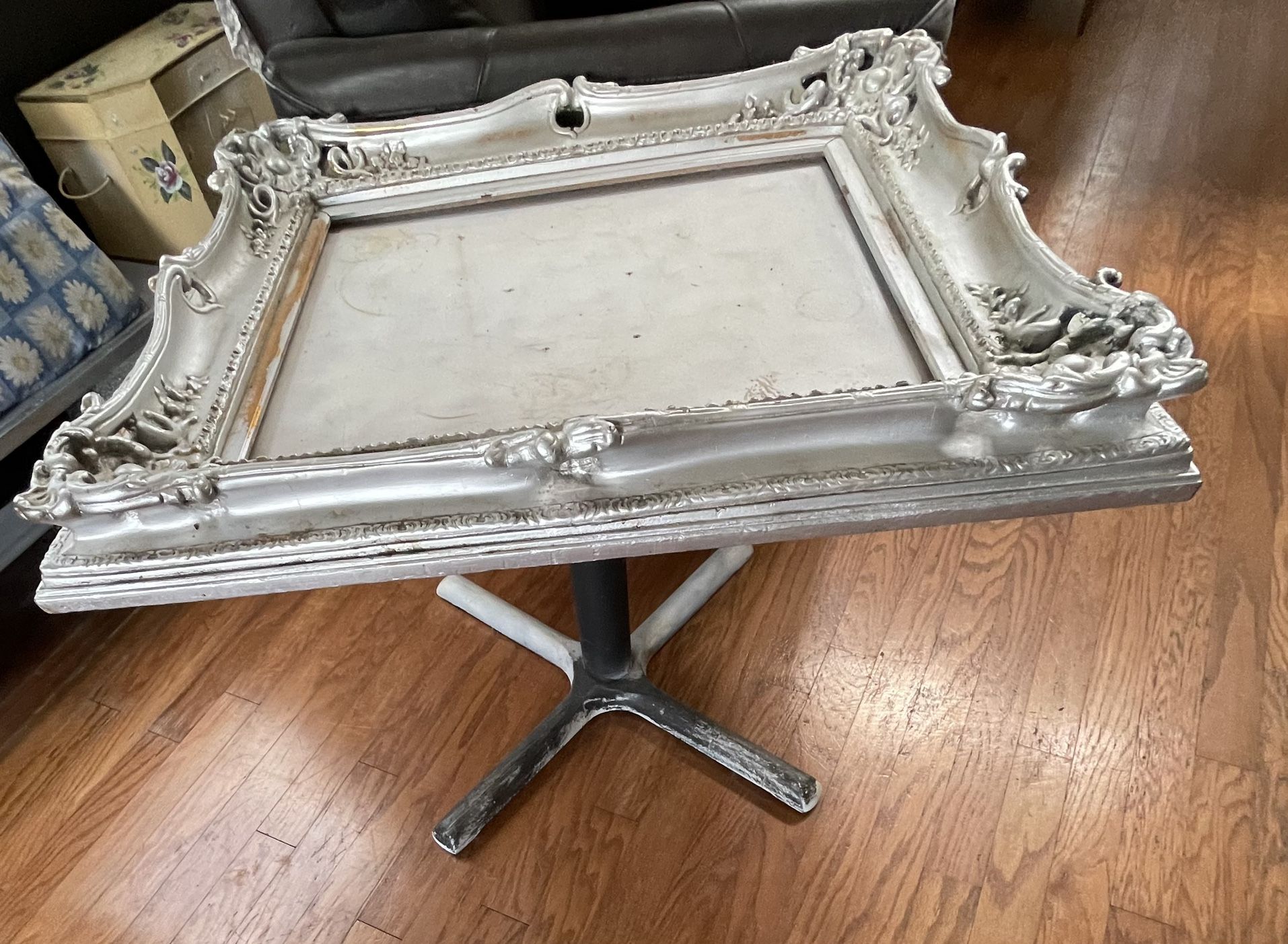 Vintage Ornate Picture Frame TABLE