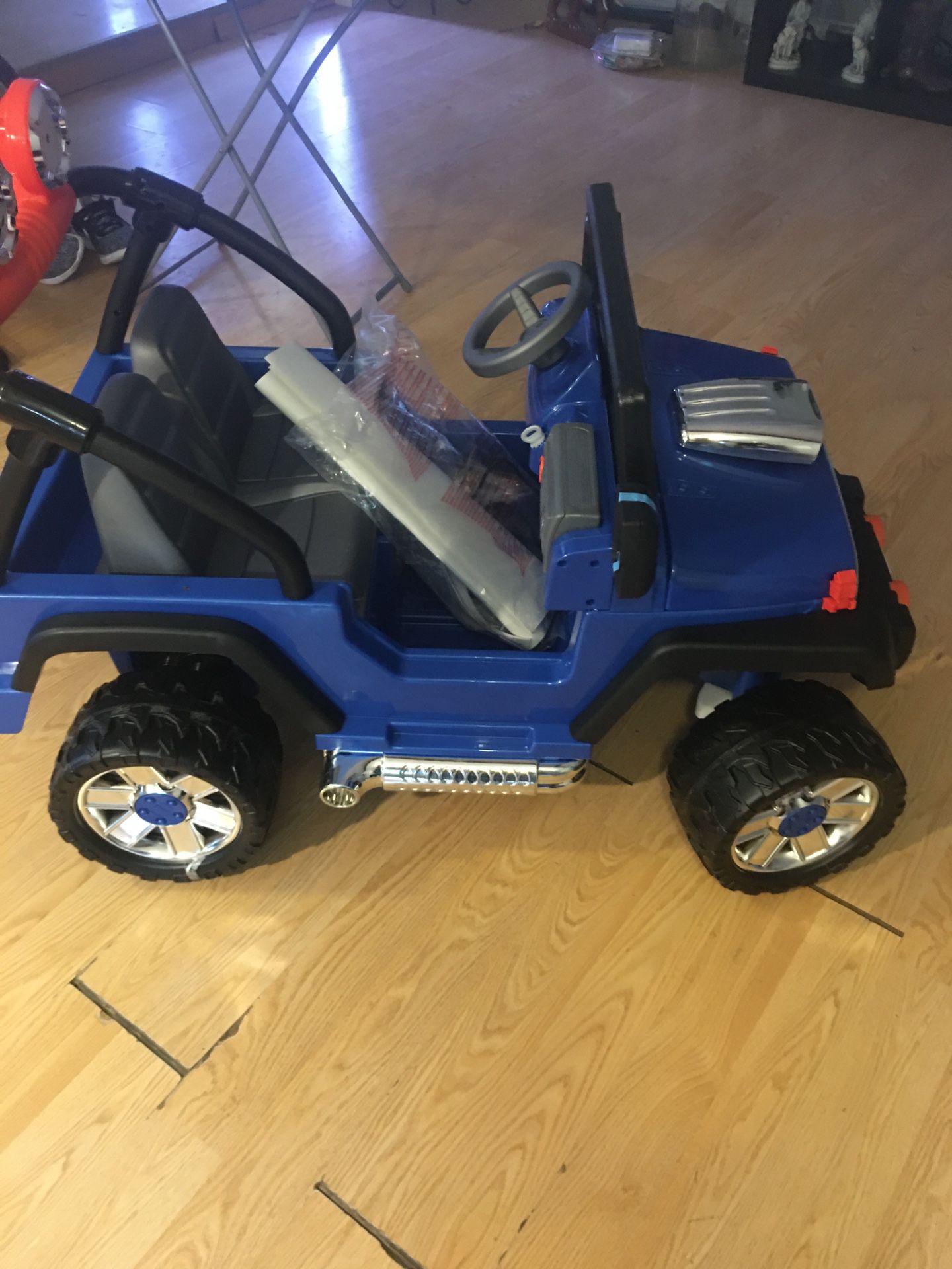 Toy Jeep Wrangler for kids Toy car