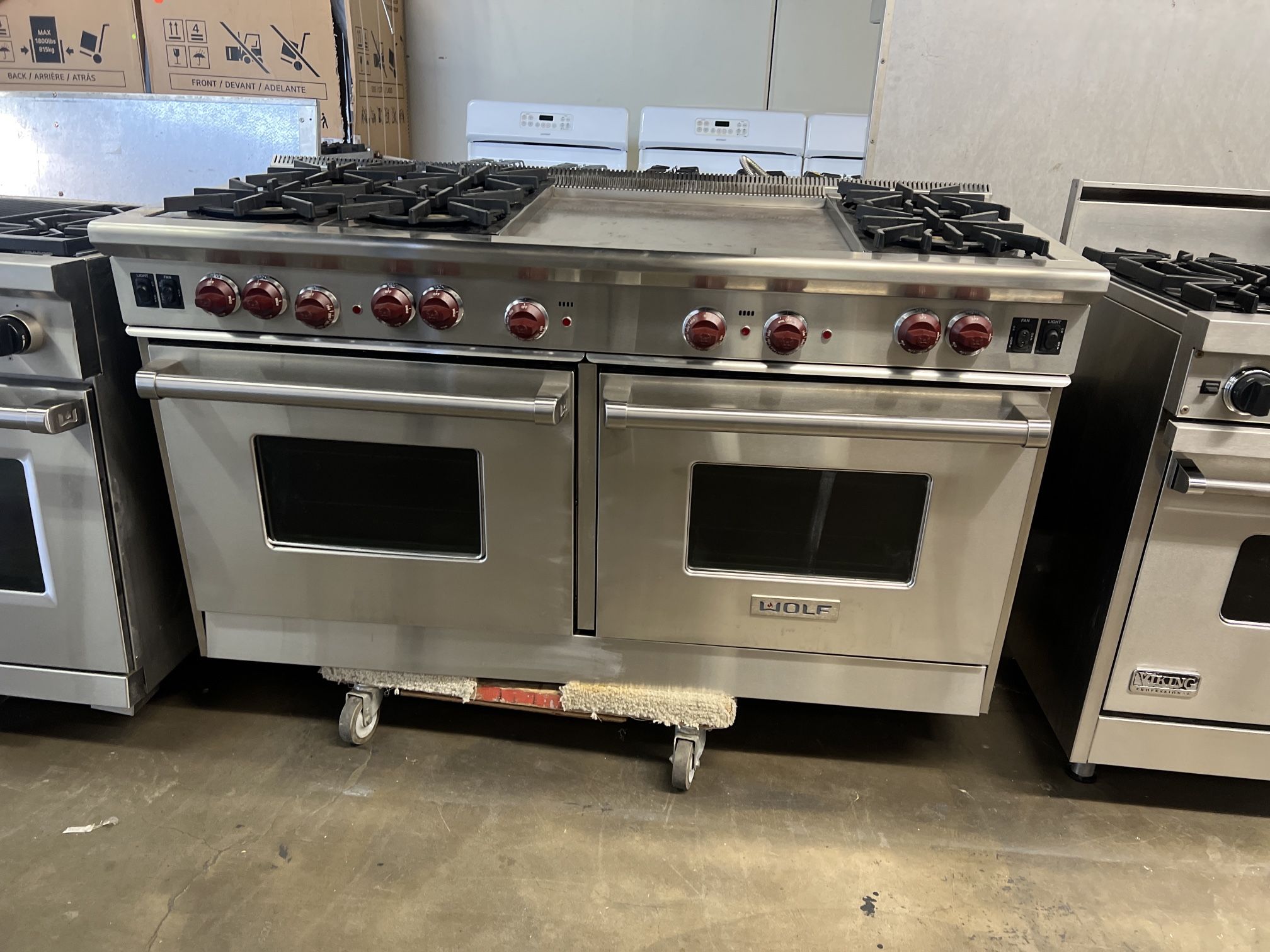 Wolf 60”Wide Gas Range Stove stainless Steel With 24”Griddle 
