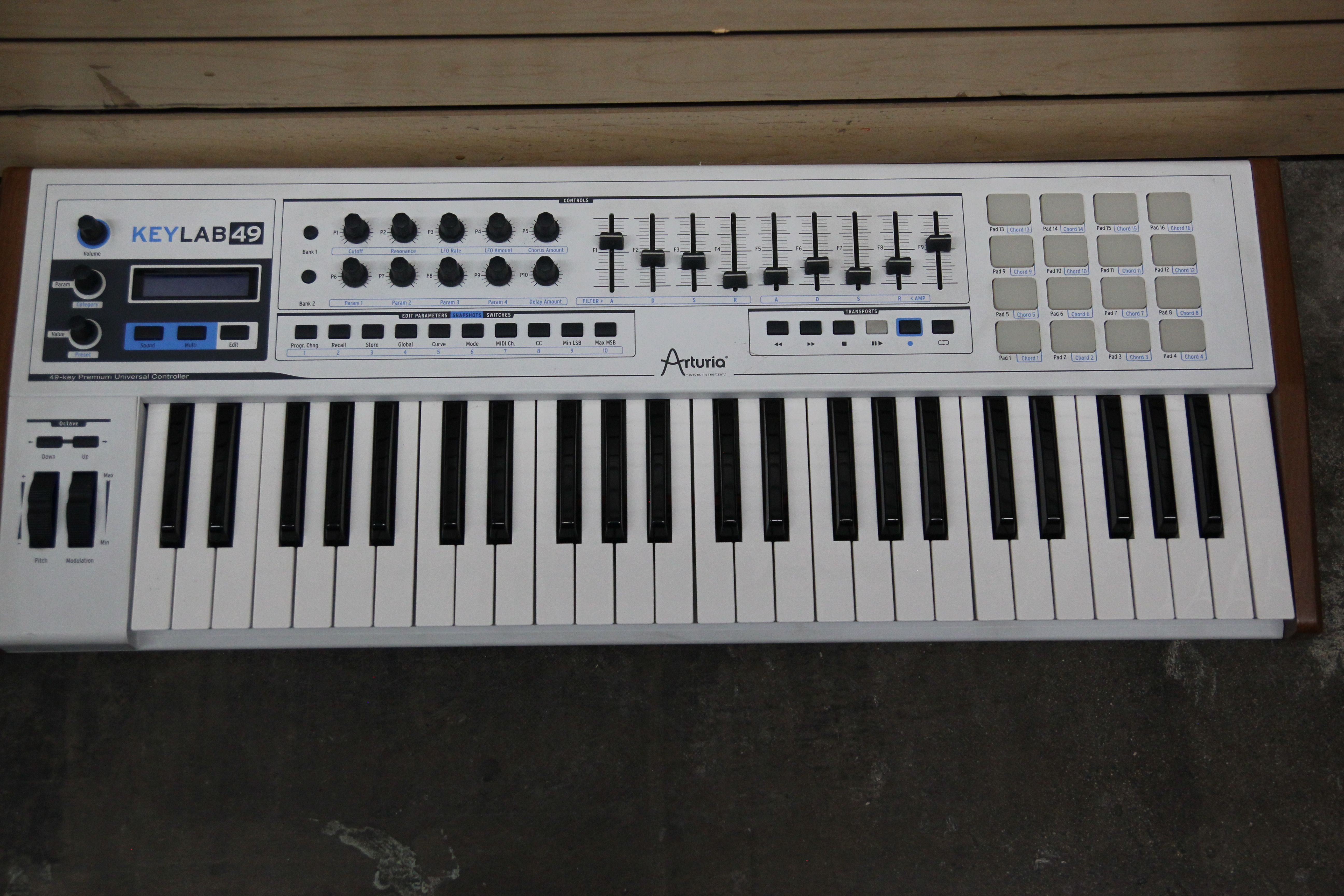 Arturia Keylab 49 MK1 Midi Controller