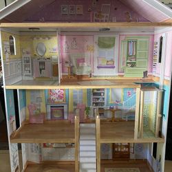 Kid Kraft Doll House