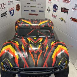 Rc 1/10 Ultimate VXL Traxxas 4wd Slash With Battery not arrma hpi losi tekno axial