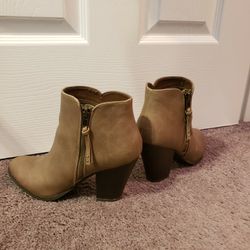 Ankle Boots - Size 6.5