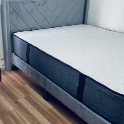 Set Queen size Bed Frame+Mattress 9”Thick brand new in box Delivery 🚚 Available
