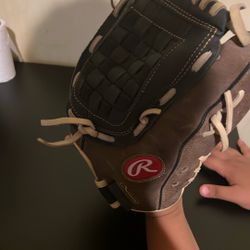 Baseball glove