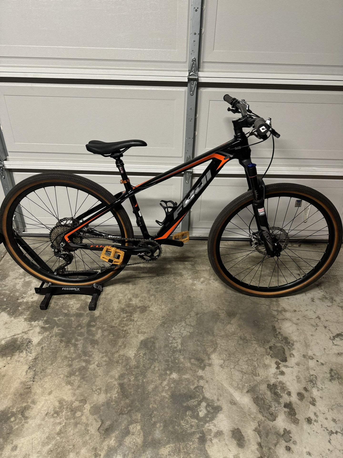 Fuji Slm Carbon Frame Hard Tail Mtb (upgraded)