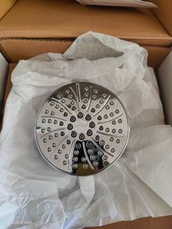 Moen shower head, lightly used