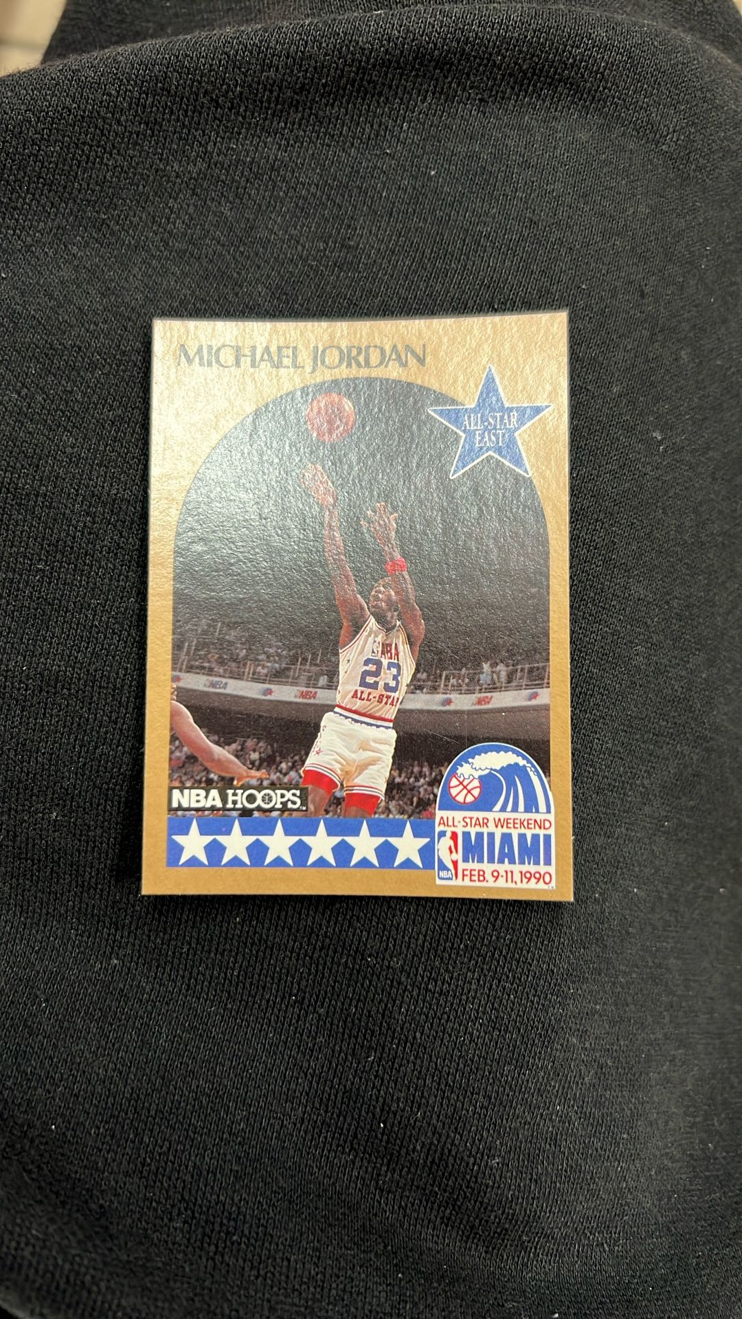 1990s NBA HOOPS BASKETBALL CARD