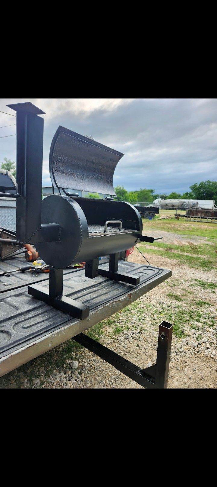 Small Tail Gate BBQ Pit ¼ Thick