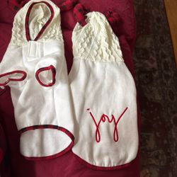 It Is New  For Small Dog Size Small Nice And Good Material 