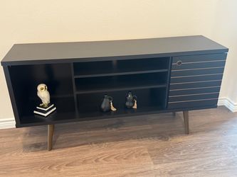 Modern Black TV Stand / Great Condition