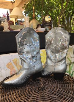 Size 9 girl boots