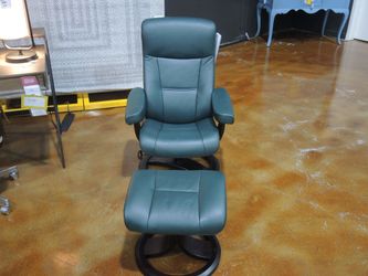 IMG Trend Forest Chair and Ottoman - Forest Green | Recliner | Power Recliner