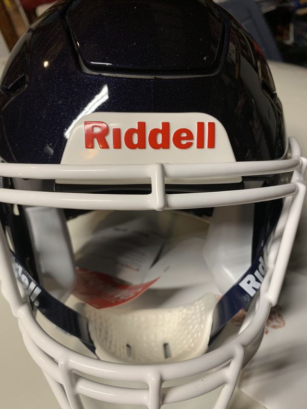 Riddell Adult Speedflex Football Helmet for Sale in Cheshire, CT - OfferUp