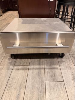 Wolf warming drawer