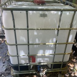 275 Gallon Water Tank