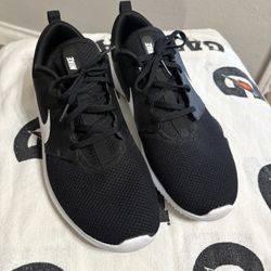  Nike Golf Shoe