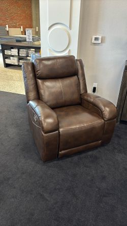 Brown Power Recliner
