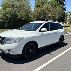 2016 Nissan Pathfinder
