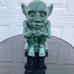 Gargoyle Statue 