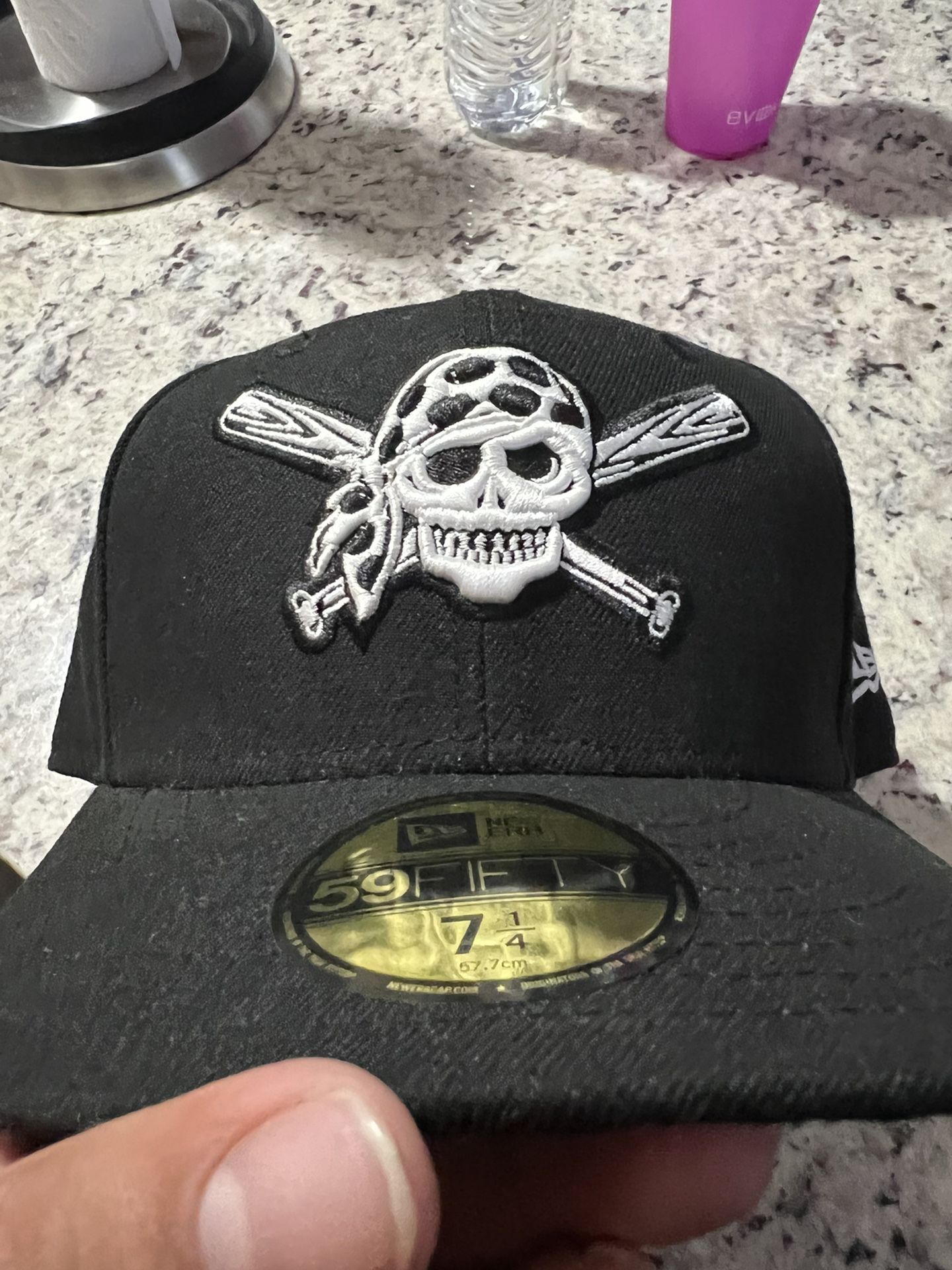 Pittsburgh Pirates Hat New Era Jolly Roger $85 Obo