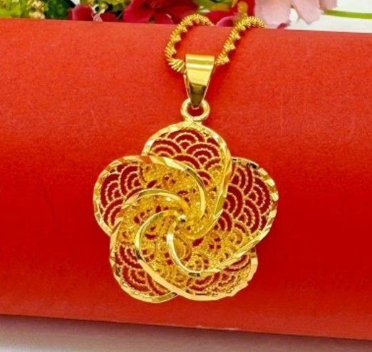 22K GOLD PLATED NECKLACE