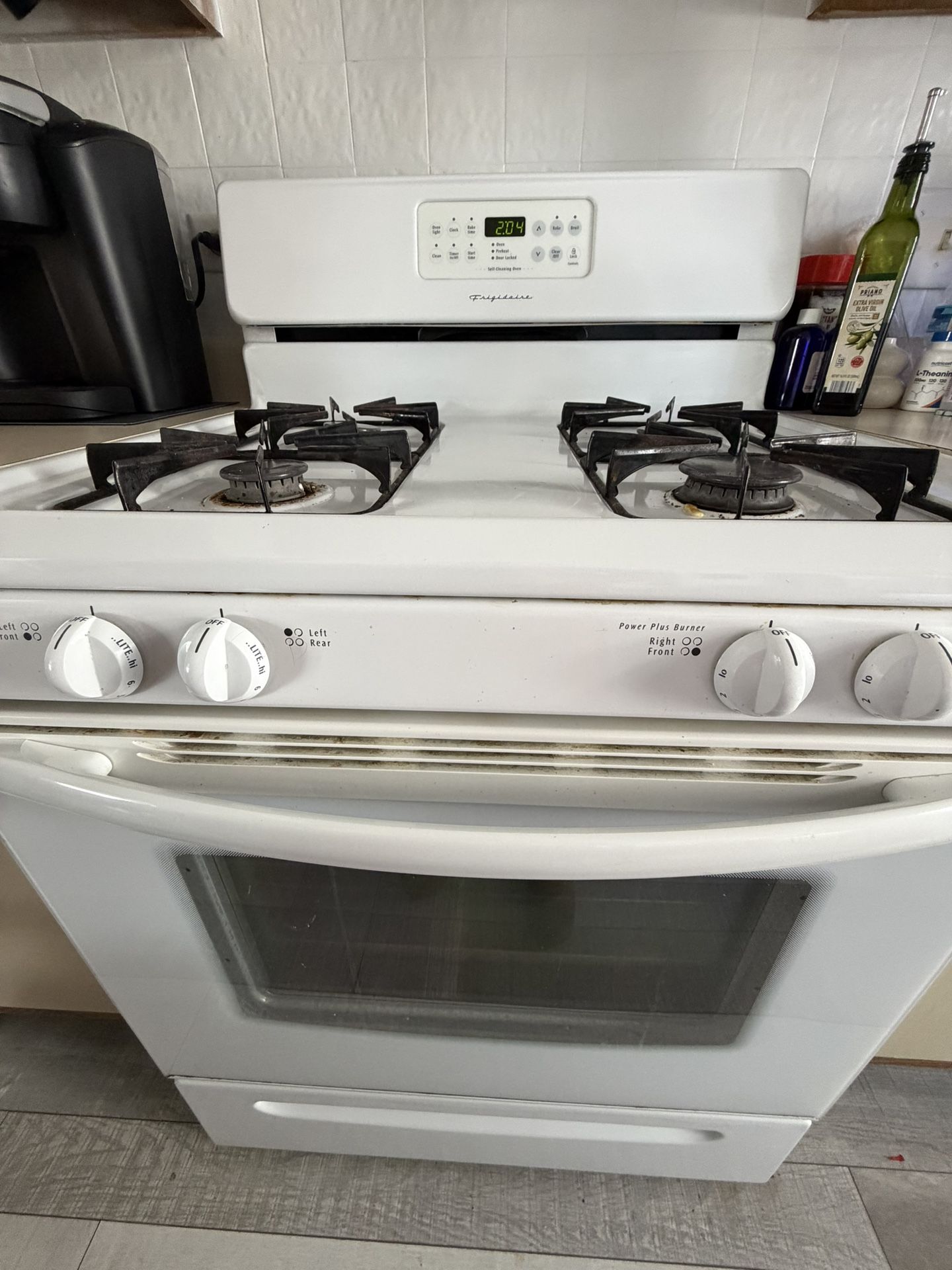 Frigidaire Gas Stove 