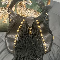 The tassel bag is very good