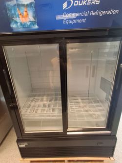 Commercial Merchandise Refrigerator