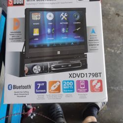 CD. DVD BLUETOOTH CAMERA PLUG 