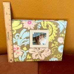 PHOTO ALBUM / SCRAPBOOK, FLORAL PASTEL, GREAT GIFT (SALE)