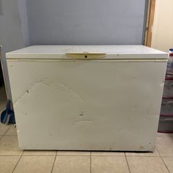 Kenmore Deep Freezer (pick-up only) 