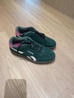 women’s Reeboks