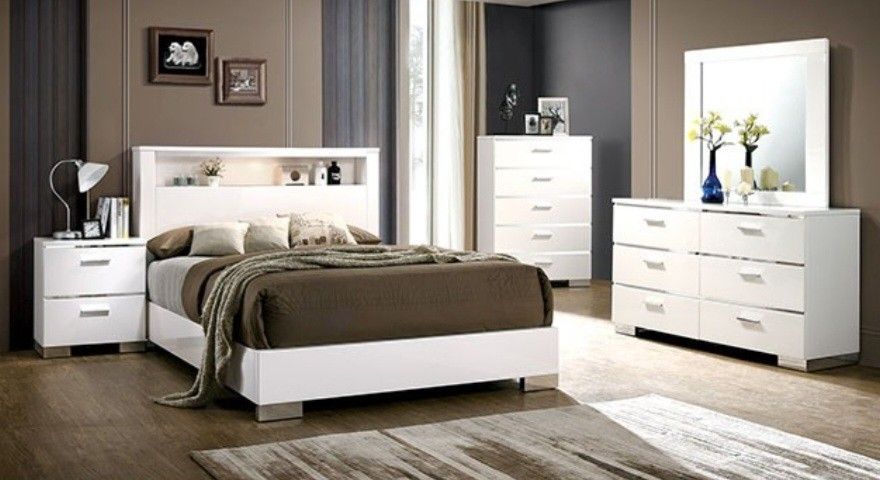 Brand New White 4pc Queen Bedroom Set (Available In California & Eastern King Size)