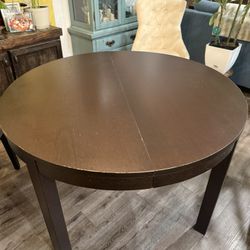 IKEA Round Table Can Extend 
