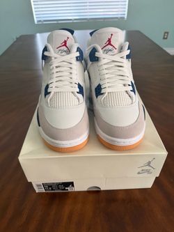 Jordan retro 4 SB size 10 brand new