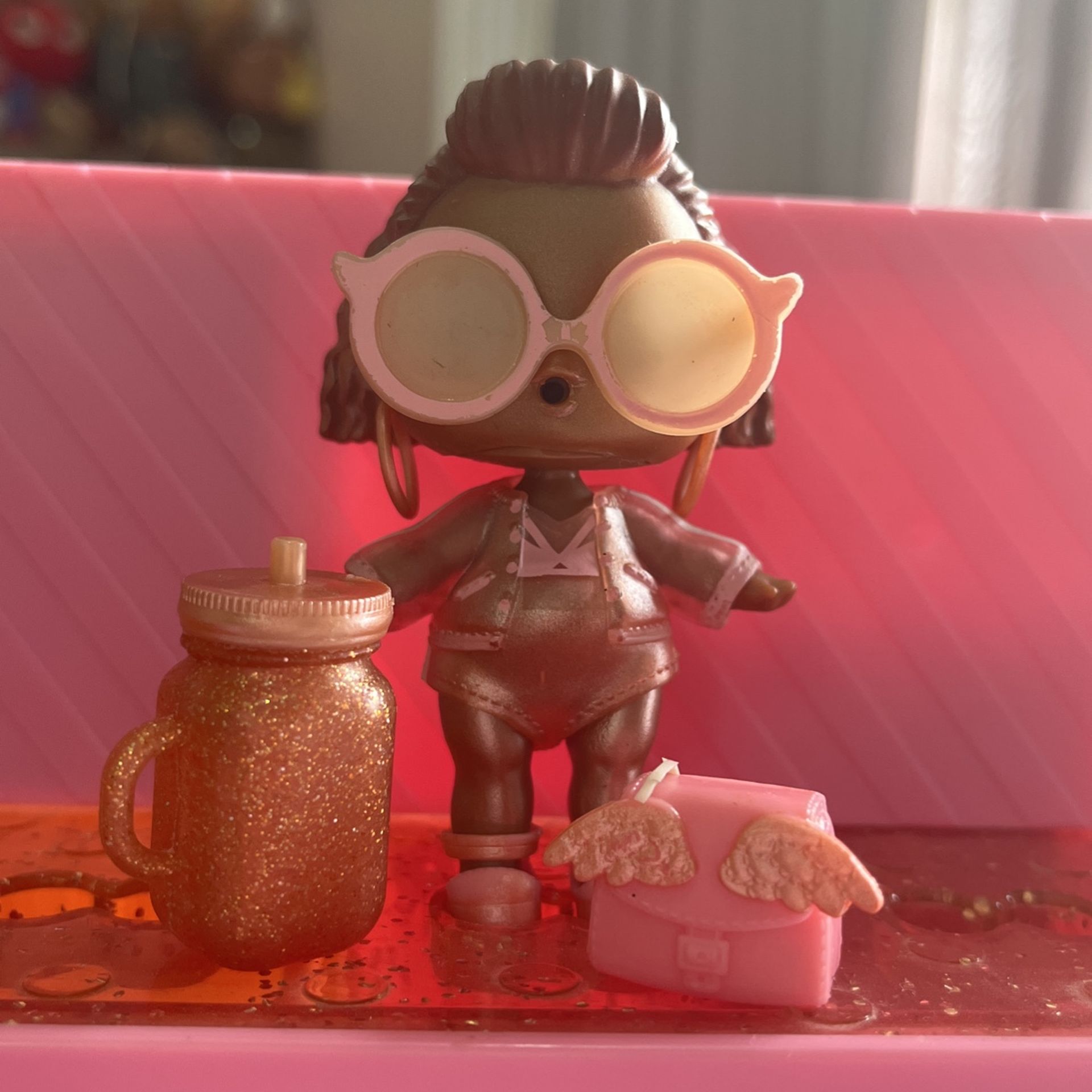 Surprise! Pop Up Store (Doll Display Case)