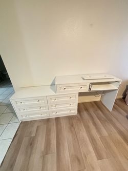 Dresser Cabinet w Desk