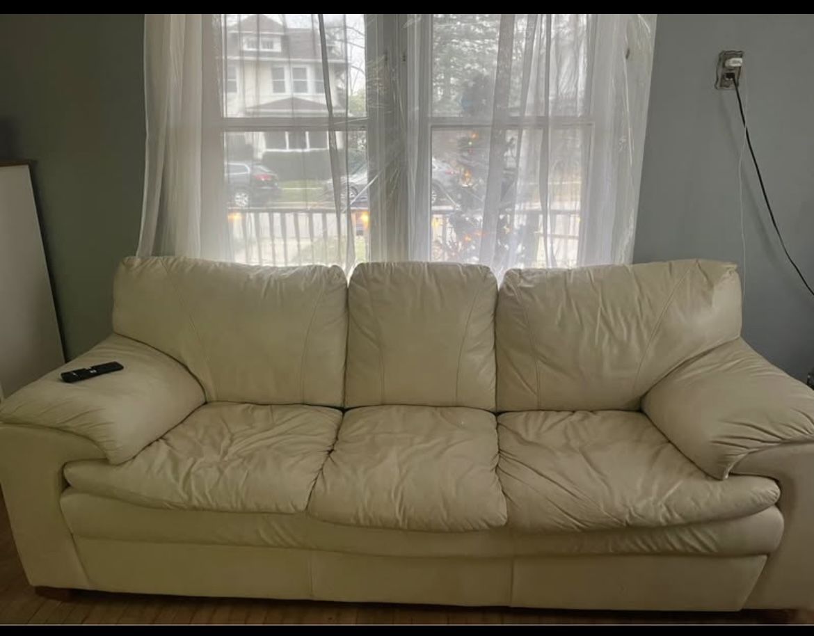 White Leather Couch Set