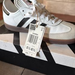 Adidas Sambas