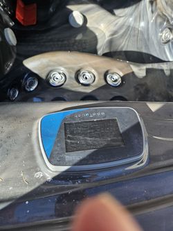 2020 Marquis Spas Resort Hot Tub Excellent Condition 5 Seats 50 Jets - Tucson, AZ