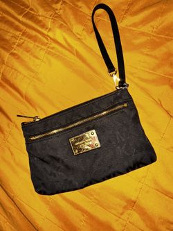 Black Michael Kors Wristlet 