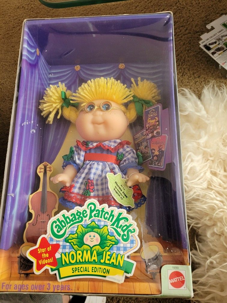 Cabbage Patch Doll, Exclusive