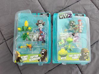 🌻 RARE Plants vs. Zombies: Garden Warfare 2 Collectibles — NEW/UNOPENED 🧟